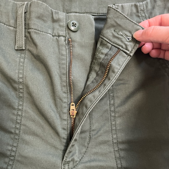 Levis High Waist Straight Leg Utility Pants Olive Green W26 L27 Surplus Chino - Picture 12 of 16